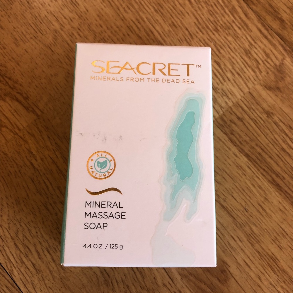 SEACRET- Mineral massage soap New sealed in box